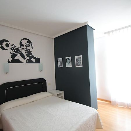 Hotel Valencia De La Musica Extérieur photo