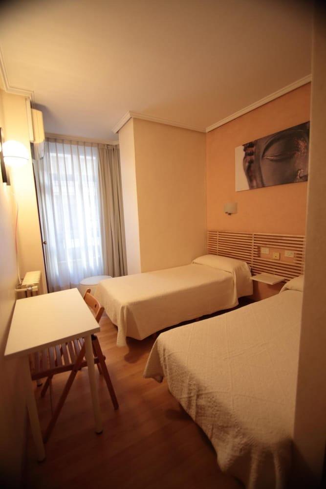 Hotel Valencia De La Musica Extérieur photo